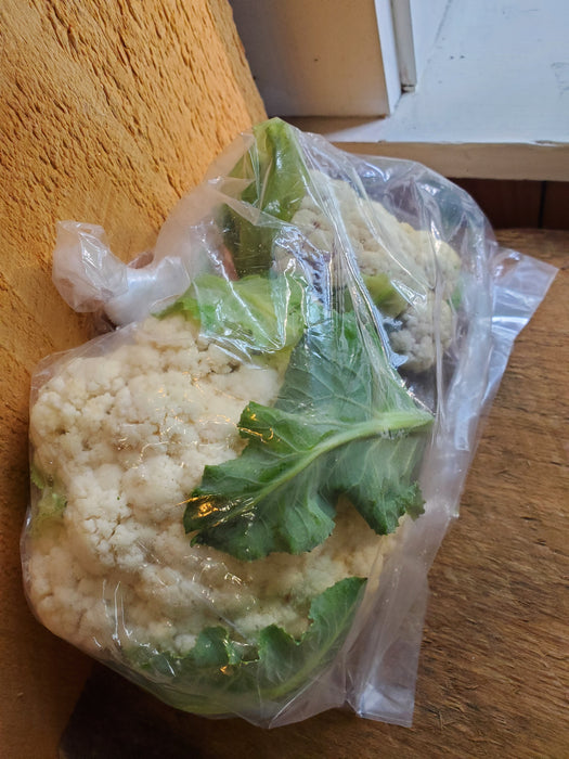 Cauliflower, IPM, Each, approx 1.25 lbs